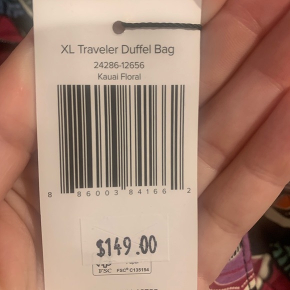 ‼️FIRM‼️ NWT Vera Bradley xl duffel bag Kauai floral - Picture 6 of 8
